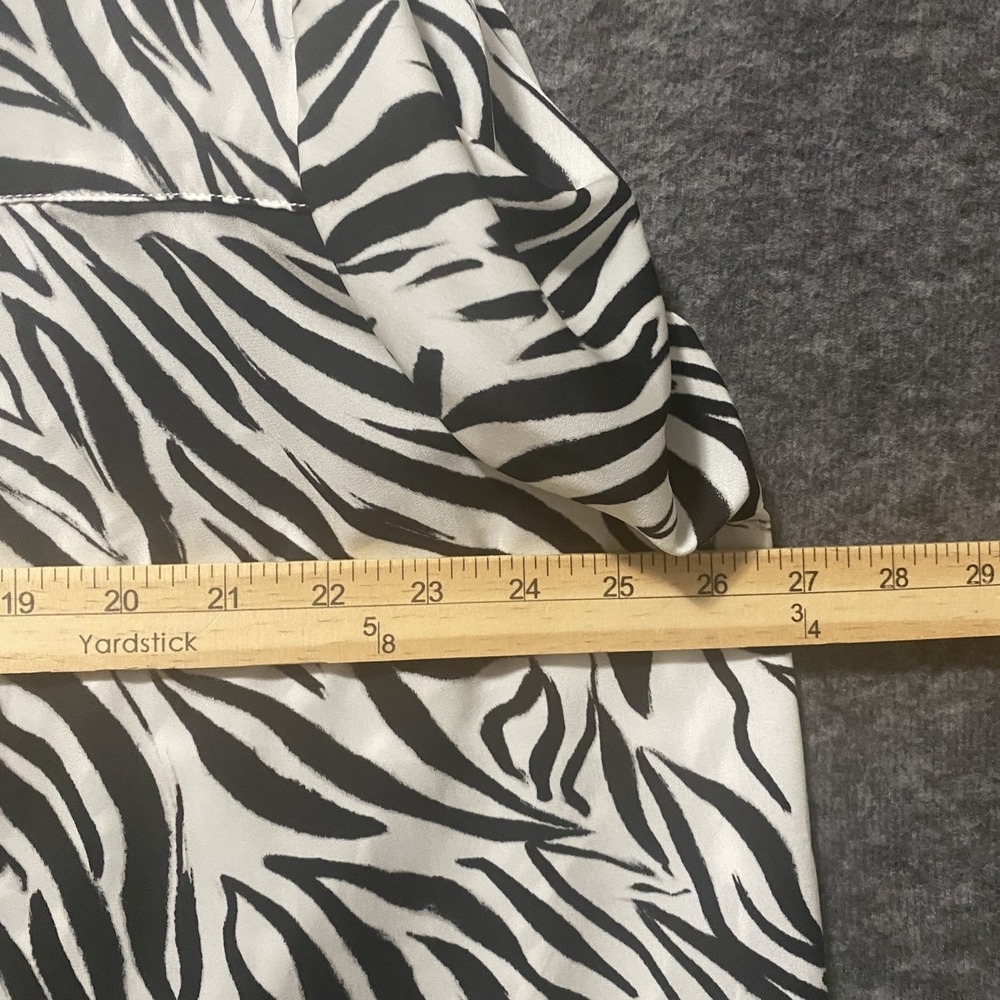 Rose Olive Top Women 2X Black White Zebra Print Button Band‎ Collar Tunic Flowy - Picture 5 of 8